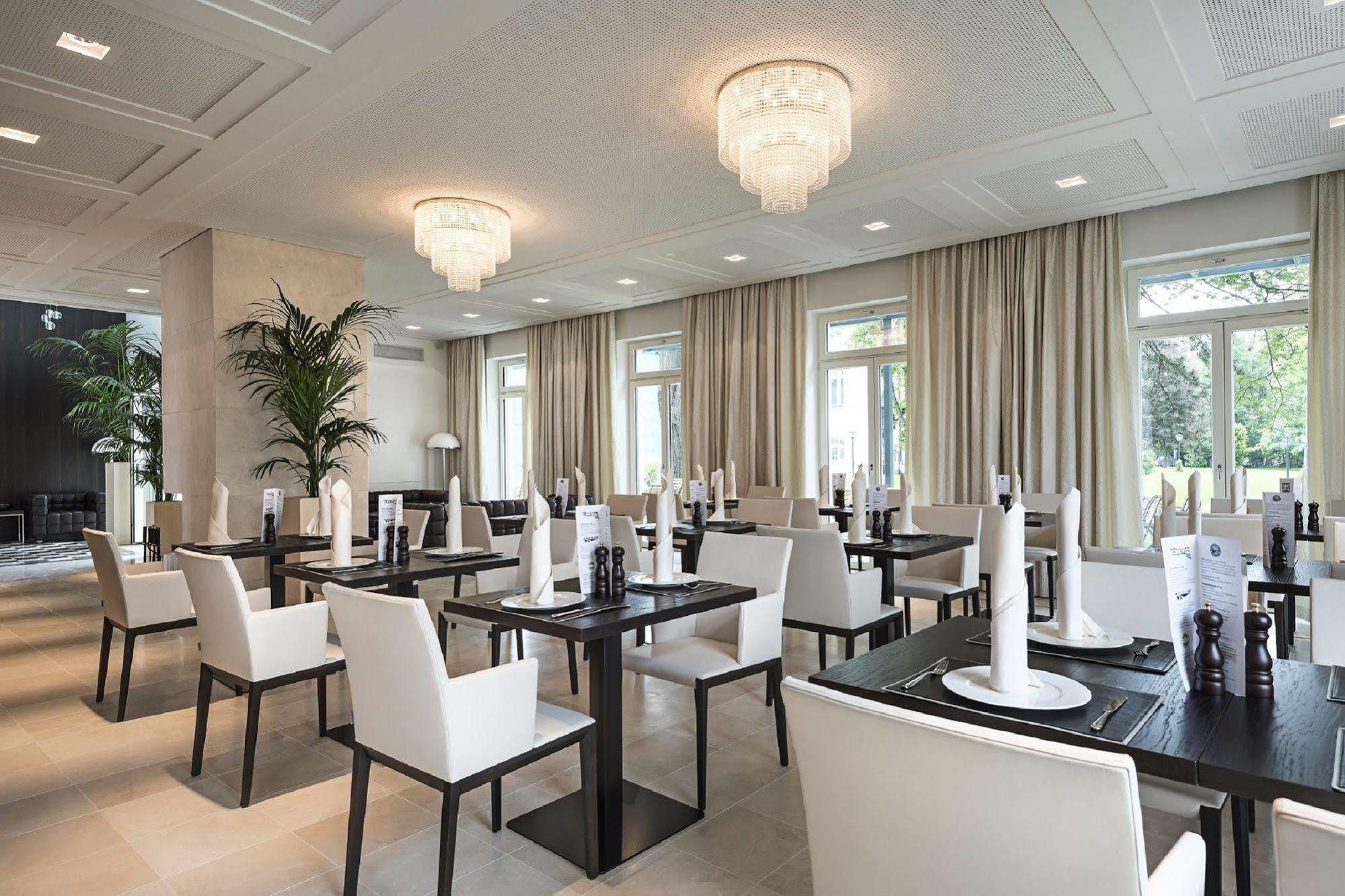 Hotel Tauroa Steirerschloessl Zeltweg Exteriér fotografie